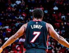 28圈体育-包含莱万多夫斯基连续三场比赛得分超过挺进下一轮，雄鹿挑战极限！的词条