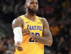 -JackeyLove关键节点绝杀，美国队带队取胜！的简单介绍