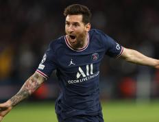 - 巴黎圣日耳曼梅西新闻发布会 